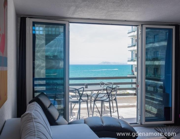 Penthouse D - Main